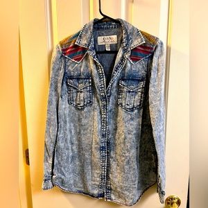 Acid washed denim shirt
